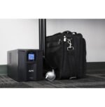 Onduleur Line-interactive APC Smart-UPS SMC 1 kVA - 230V avec SmartConnect (SMC1000IC) – Image 4